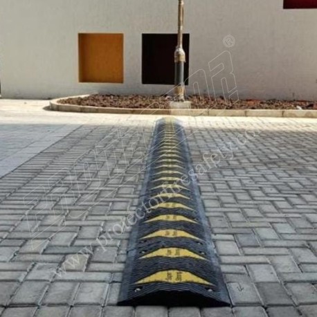Speed Breaker Rubber L 500 x W 350 x H 50 mm | Protector FireSafety